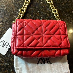 Zara Woman Quilted leather Shoulder Bag With Chain Red